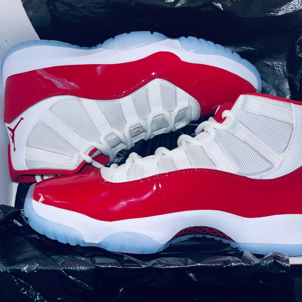 Air Retro Jordan 11 “Cherry” shoes for sale.